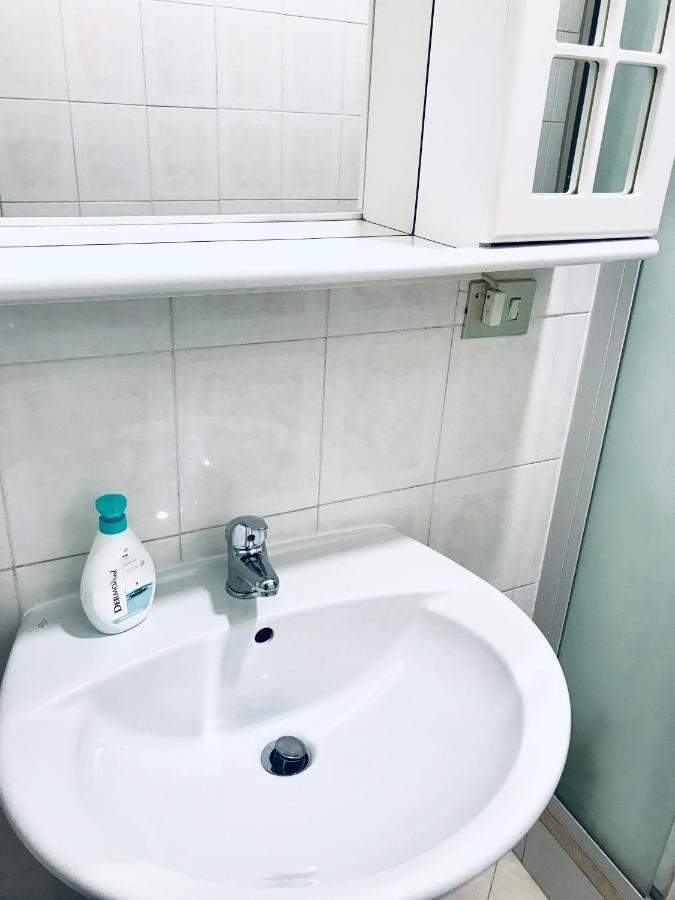 4 Bed Luxury Near Colosseum Lägenhet